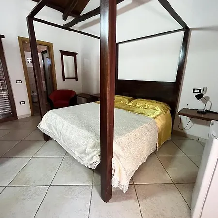 Alojamento de Acomodação e Pequeno-almoço Il Santo Re Petrizzi