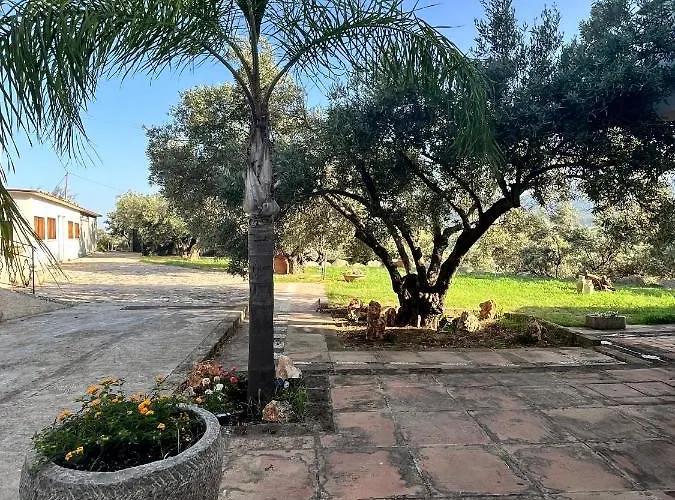 Il Santo Re Panzió Petrizzi